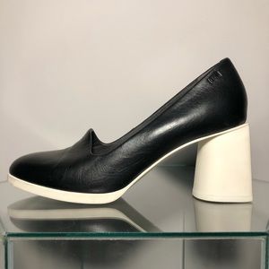 Camper chunky heel pumps
